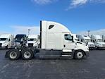 Used 2021 Freightliner Cascadia Detroit DD15AT Semi Truck with Sleeper Cab for sale #386486 - photo 8