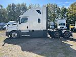Used 2021 Freightliner Cascadia Detroit DD15AT Semi Truck with Sleeper Cab for sale #386528 - photo 4