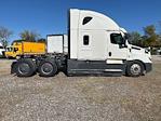 Used 2021 Freightliner Cascadia Detroit DD15AT Semi Truck with Sleeper Cab for sale #386528 - photo 8