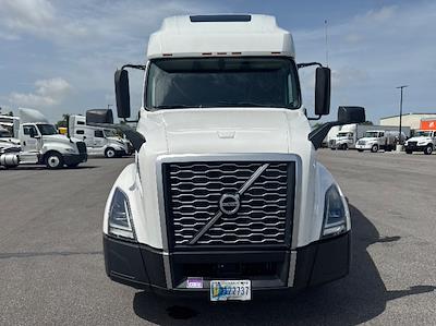 Used 2022 Volvo VNL Volvo D13 Semi Truck for sale #386894 - photo 2
