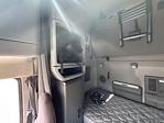Used 2022 Volvo VNL Volvo D13 Semi Truck for sale #386894 - photo 18