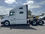 Used 2022 Volvo VNL Volvo D13 Semi Truck for sale #386894 - photo 4