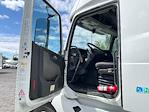 Used 2022 Volvo VNL Volvo D13 Semi Truck for sale #386896 - photo 9