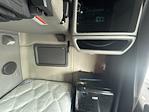 Used 2022 Volvo VNL Volvo D13 Semi Truck for sale #386917 - photo 18