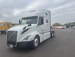 Used 2022 Volvo VNL Volvo D13 Semi Truck for sale #386917 - photo 3