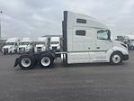 Used 2022 Volvo VNL Volvo D13 Semi Truck for sale #386917 - photo 8