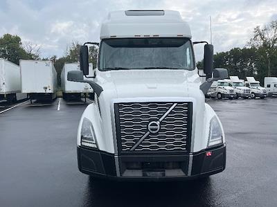 Used 2022 Volvo VNL Volvo D13 Semi Truck for sale #386932 - photo 2