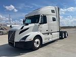 Used 2022 Volvo VNL Volvo D13 Semi Truck for sale #386938 - photo 6