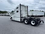 Used 2022 Volvo VNL Volvo D13 Semi Truck for sale #386941 - photo 5