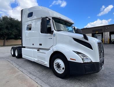 Used 2022 Volvo VNL Volvo D13 Semi Truck for sale #386948 - photo 1