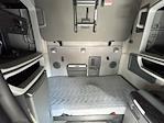 Used 2022 Volvo VNL Volvo D13 Semi Truck for sale #386948 - photo 15
