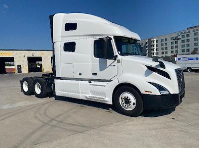 Used 2022 Volvo VNL Volvo D13 Semi Truck for sale #386954 - photo 1