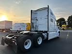 Used 2022 Volvo VNL Volvo D13 Semi Truck for sale #386958 - photo 7