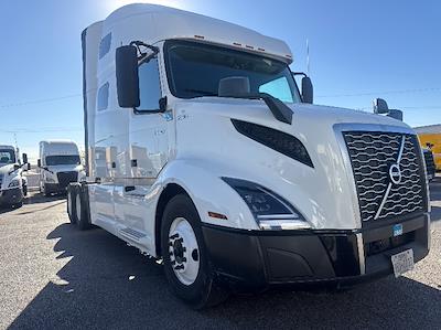 Used 2022 Volvo VNL Volvo D13 Semi Truck for sale #386964 - photo 1