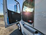 Used 2022 Volvo VNL Volvo D13 Semi Truck for sale #386967 - photo 9