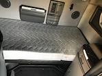 Used 2022 Volvo VNL Volvo D13 Semi Truck for sale #386970 - photo 17