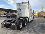 Used 2022 Volvo VNL Volvo D13 Semi Truck for sale #386970 - photo 7