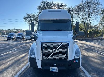 Used 2022 Volvo VNL Volvo D13 Semi Truck for sale #386978 - photo 2
