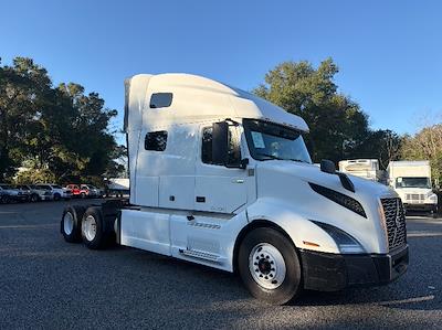 Used 2022 Volvo VNL Volvo D13 Semi Truck for sale #386981 - photo 1