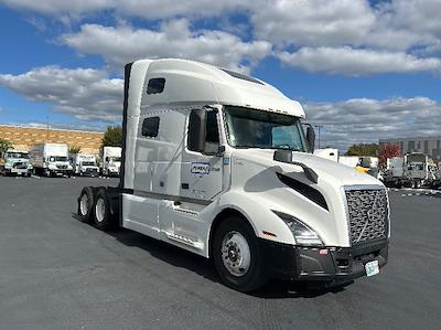 Used 2022 Volvo VNL Volvo D13 Semi Truck for sale #387002 - photo 1