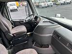 Used 2022 Volvo VNL Volvo D13 Semi Truck for sale #387002 - photo 15
