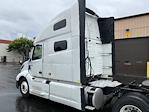Used 2022 Volvo VNL Volvo D13 Semi Truck for sale #387006 - photo 22