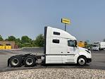 Used 2022 Volvo VNL Volvo D13 Semi Truck for sale #387017 - photo 8