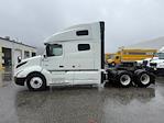 Used 2022 Volvo VNL Volvo D13 Semi Truck for sale #387022 - photo 3