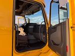 Used 2022 Volvo VNL Volvo D13 Semi Truck for sale #387042 - photo 13