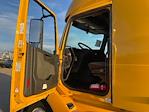 Used 2022 Volvo VNL Volvo D13 Semi Truck for sale #387042 - photo 9
