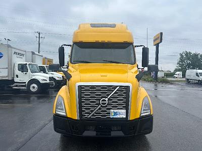 Used 2022 Volvo VNL Volvo D13 Semi Truck for sale #387062 - photo 2