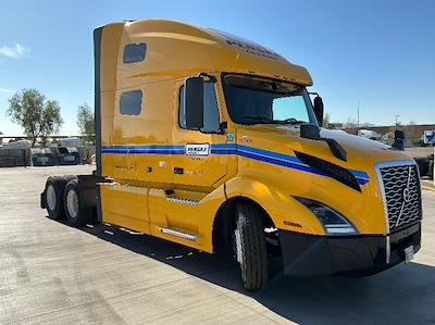 Used 2022 Volvo VNL Volvo D13 Semi Truck for sale #387064 - photo 1