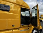 Used 2022 Volvo VNL Volvo D13 Semi Truck for sale #387077 - photo 12