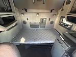 Used 2022 Volvo VNL Volvo D13 Semi Truck for sale #387083 - photo 16