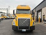 Used 2022 Volvo VNL Volvo D13 Semi Truck for sale #387104 - photo 2