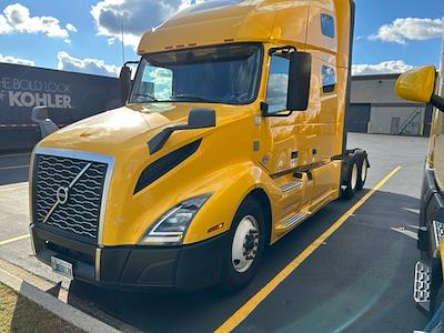 Used 2022 Volvo VNL Volvo D13 Semi Truck for sale #387106 - photo 1