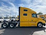 Used 2022 Volvo VNL Volvo D13 Semi Truck for sale #387119 - photo 8