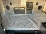 Used 2022 Volvo VNL Volvo D13 Semi Truck for sale #387134 - photo 16