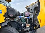 Used 2022 Volvo VNL Volvo D13 Semi Truck for sale #387136 - photo 19