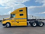 Used 2022 Volvo VNL Volvo D13 Semi Truck for sale #387136 - photo 4