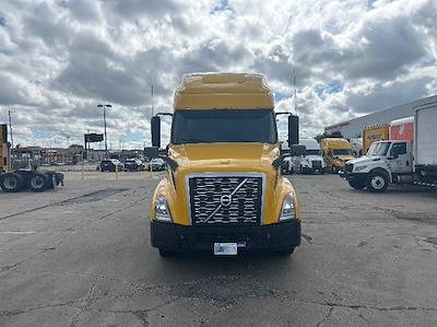 Used 2022 Volvo VNL Volvo D13 Semi Truck for sale #387144 - photo 2