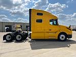 Used 2022 Volvo VNL Volvo D13 Semi Truck for sale #387147 - photo 8