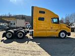 Used 2022 Volvo VNL Volvo D13 Semi Truck for sale #387149 - photo 8