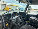 Used 2022 Volvo VNL Volvo D13 Semi Truck for sale #387158 - photo 10