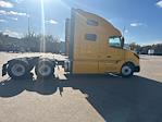 Used 2022 Volvo VNL Volvo D13 Semi Truck for sale #387162 - photo 8