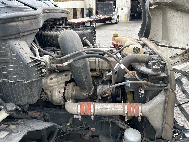 Used 2021 Freightliner Cascadia - photo 22
