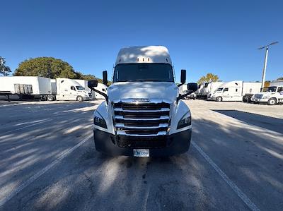 Used 2021 Freightliner Cascadia Detroit DD15AT Semi Truck with Sleeper Cab for sale #387322 - photo 2