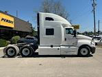 Used 2022 International LT Cummins X15 Semi Truck for sale #387476 - photo 8