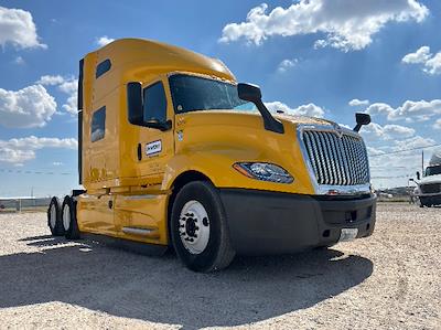 Used 2022 International LT Cummins X15 Semi Truck for sale #387510 - photo 1
