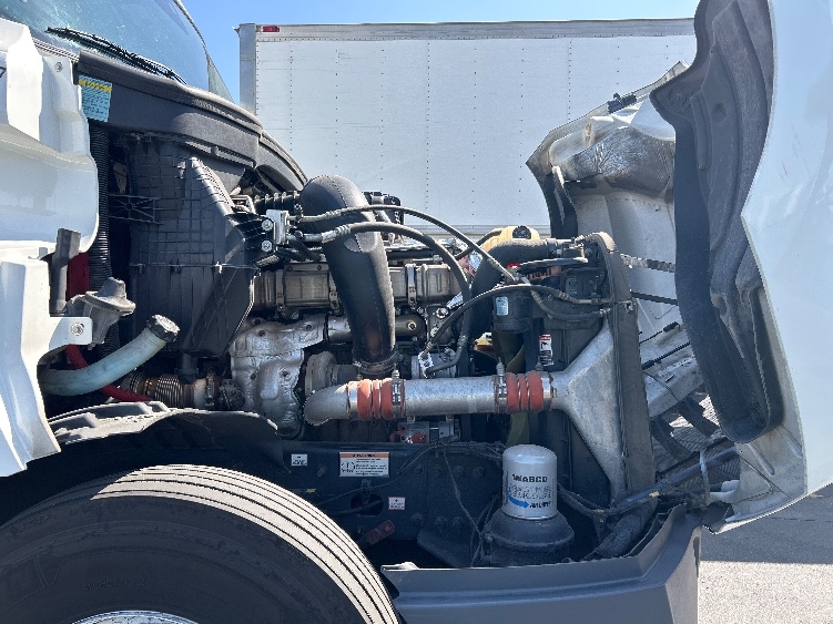 Used 2021 Freightliner Cascadia - photo 22